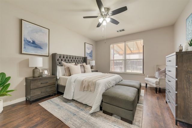 2808 Grandview Drive, Grand Prairie, TX 75052