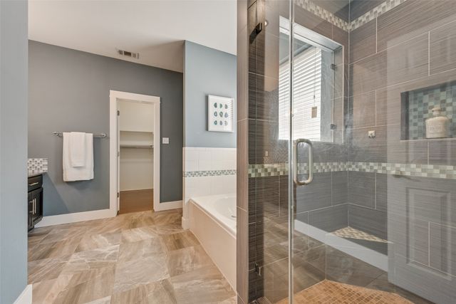 2808 Grandview Drive, Grand Prairie, TX 75052