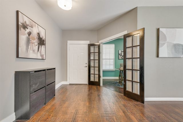 2808 Grandview Drive, Grand Prairie, TX 75052
