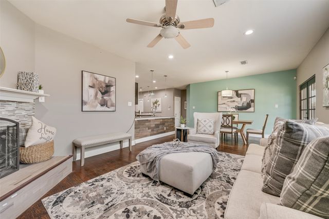 2808 Grandview Drive, Grand Prairie, TX 75052