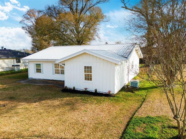 404 Arabie Rd Road, Lake Charles, LA 70607