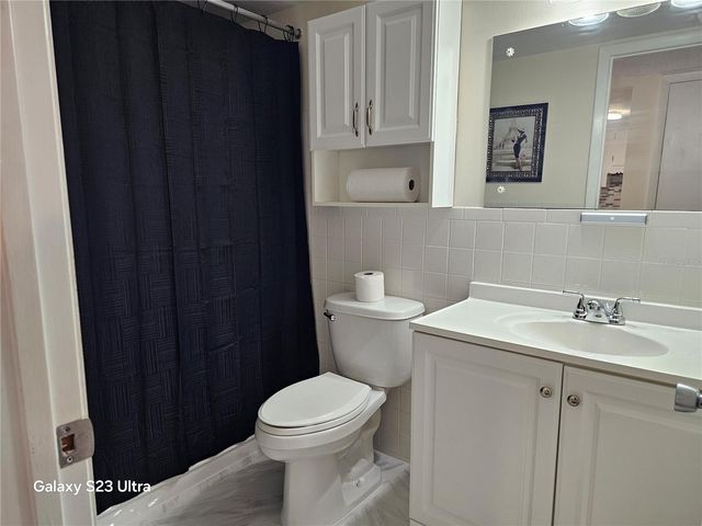 2466 ECUADORIAN WAY 6, Clearwater, FL 33763