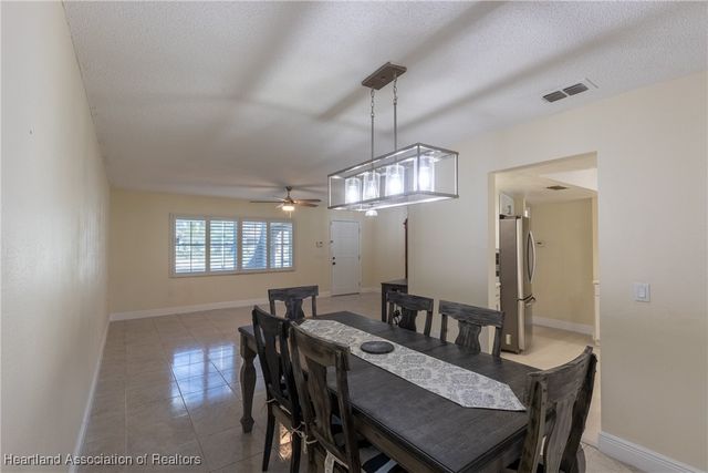 2323 Pinewood Boulevard, Sebring, FL 33870