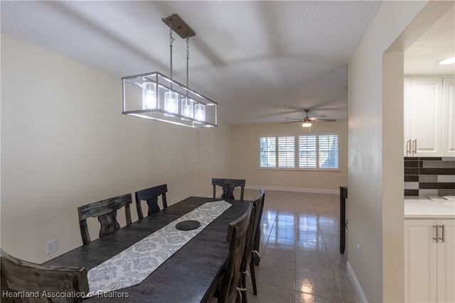 2323 Pinewood Boulevard, Sebring, FL 33870