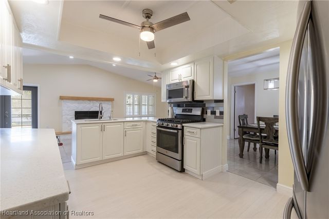 2323 Pinewood Boulevard, Sebring, FL 33870