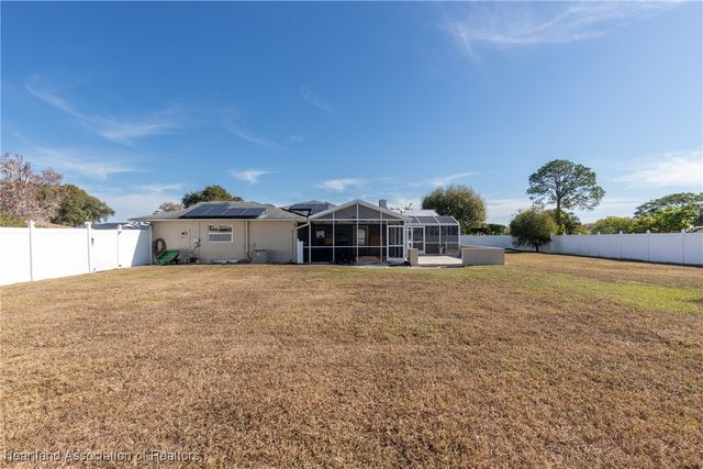 2323 Pinewood Boulevard, Sebring, FL 33870