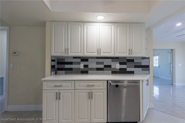 2323 Pinewood Boulevard, Sebring, FL 33870