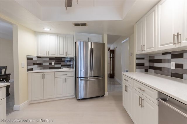 2323 Pinewood Boulevard, Sebring, FL 33870