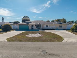 2323 Pinewood Boulevard, Sebring, FL 33870