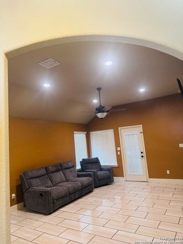 2309 N Ranch Estates, New Braunfels, TX 78130