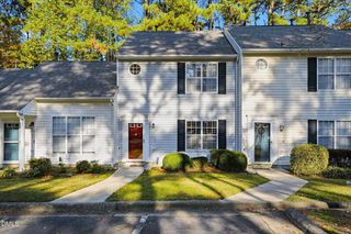 5503 Fieldcross Court, Raleigh, NC 27610