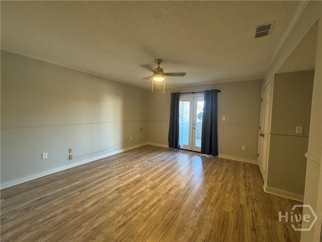 2505 W Broad Street 212, Athens, GA 30606