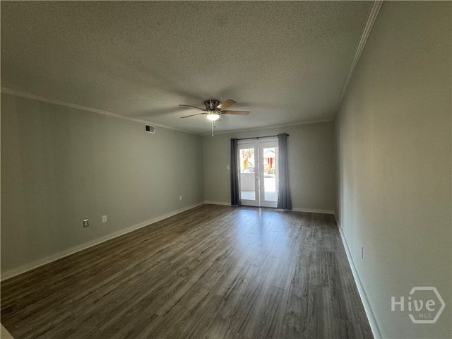 2505 W Broad Street 212, Athens, GA 30606