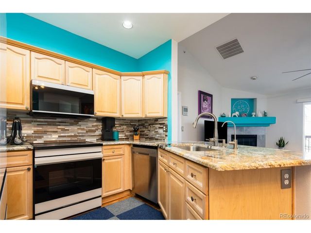 7435 S Alkire St 302, Littleton, CO 80127