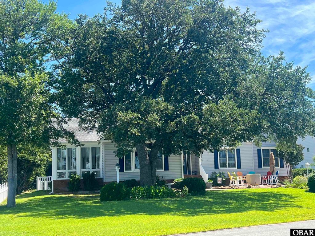 Image 2 of property listing at 143 Fort Hugar Way Lot 78, Manteo, NC 27954