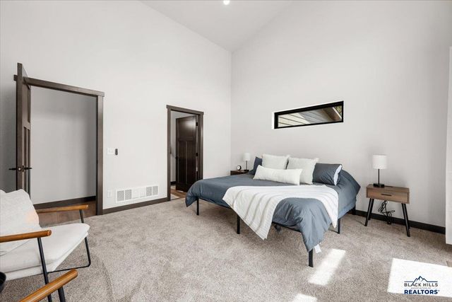 20650 WILDBERGER RD, Sturgis, SD 57783