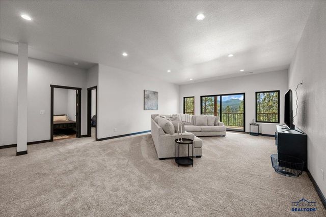 20650 WILDBERGER RD, Sturgis, SD 57783