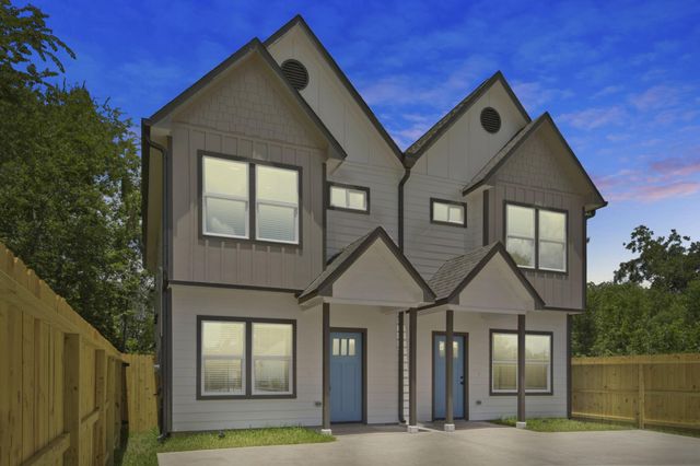 8113 Miley Street A and B, Houston, TX 77028