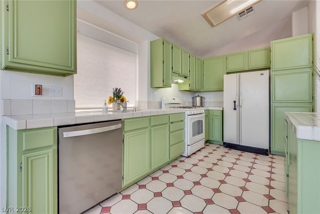 3974 Round Wood Street, Las Vegas, NV 89147