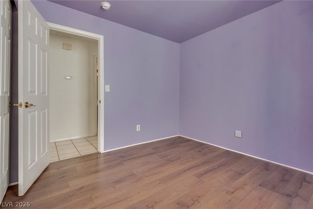 3974 Round Wood Street, Las Vegas, NV 89147