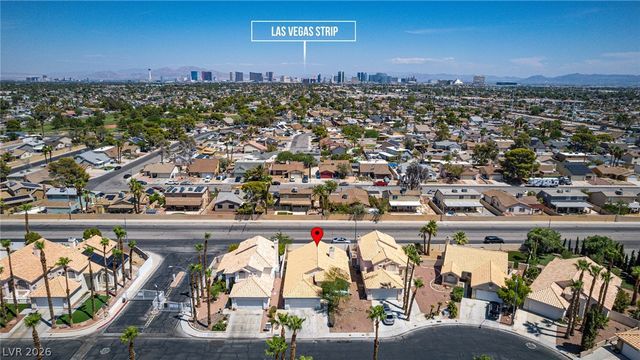 3974 Round Wood Street, Las Vegas, NV 89147