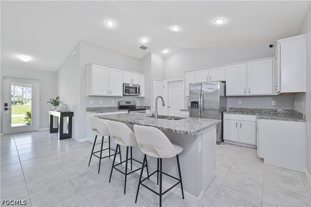 2433 NW 3rd TER, Cape Coral, FL 33993