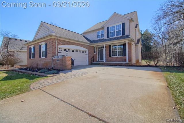 9814 Tioga Trail 120, Pinckney, MI 48169