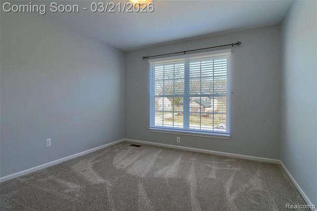 9814 Tioga Trail 120, Pinckney, MI 48169