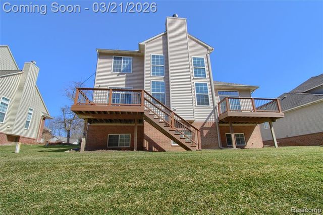 9814 Tioga Trail 120, Pinckney, MI 48169