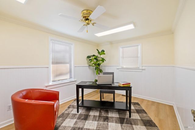 472 5th St W, Sonoma, CA 95476