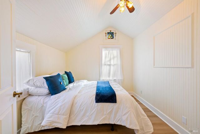 472 5th St W, Sonoma, CA 95476