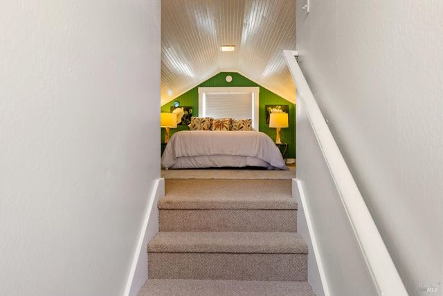 472 5th St W, Sonoma, CA 95476