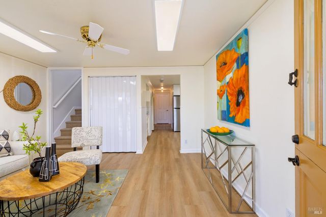 472 5th St W, Sonoma, CA 95476