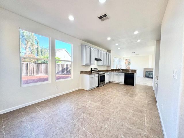 544 Rockingham Court, Tracy, CA 95376