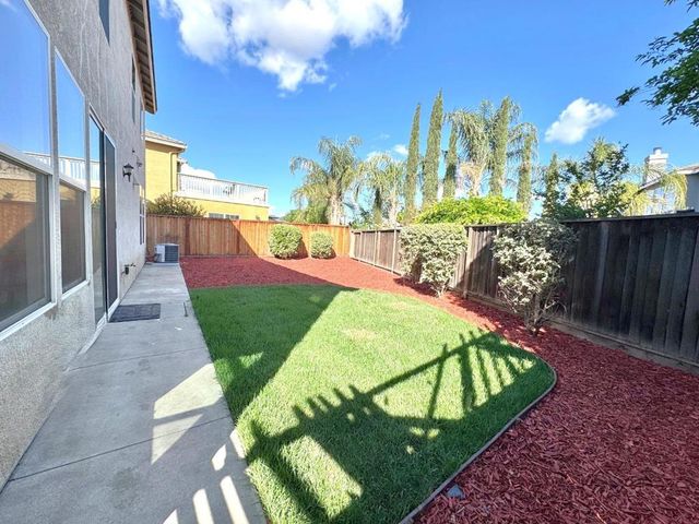 544 Rockingham Court, Tracy, CA 95376