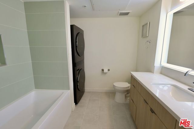 13200 Pacific 212, Los Angeles, CA 90094