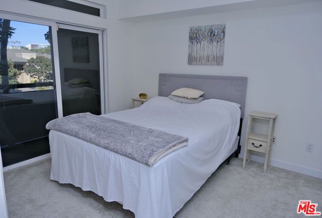 13200 Pacific 212, Los Angeles, CA 90094