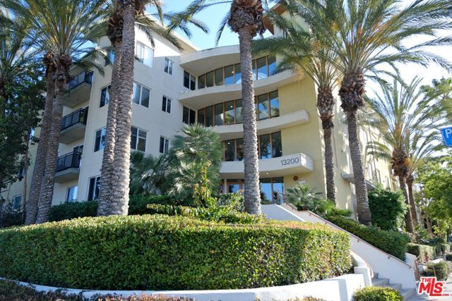 13200 Pacific 212, Los Angeles, CA 90094
