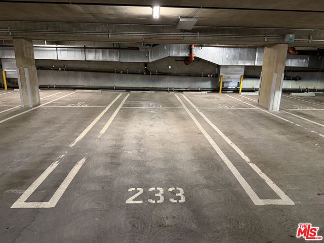 13200 Pacific 212, Los Angeles, CA 90094