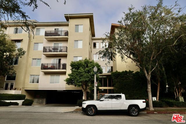 13200 Pacific 212, Los Angeles, CA 90094