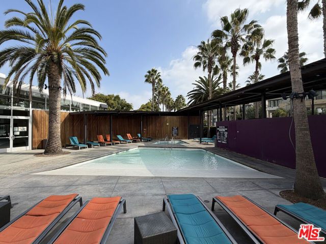 13200 Pacific 212, Los Angeles, CA 90094
