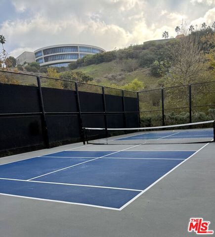 13200 Pacific 212, Los Angeles, CA 90094