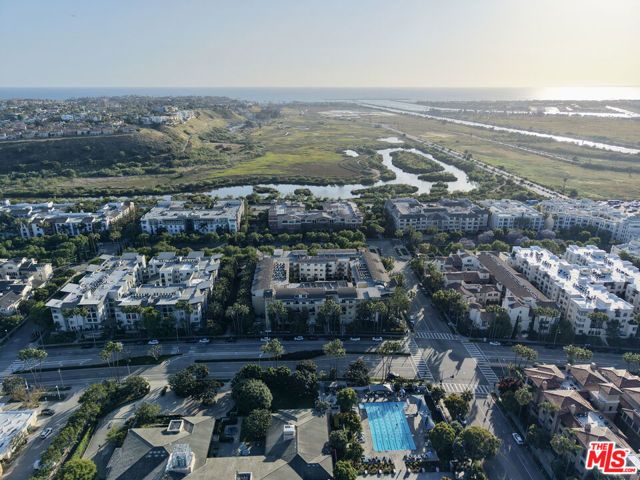 13200 Pacific 212, Los Angeles, CA 90094