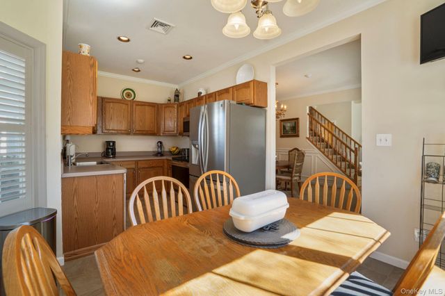 24 Brookville Way, Manorville, NY 11949