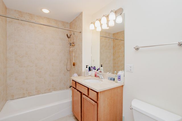 4953 Oakton Street 203, Skokie, IL 60077