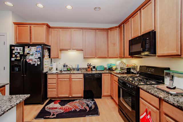 4953 Oakton Street 203, Skokie, IL 60077