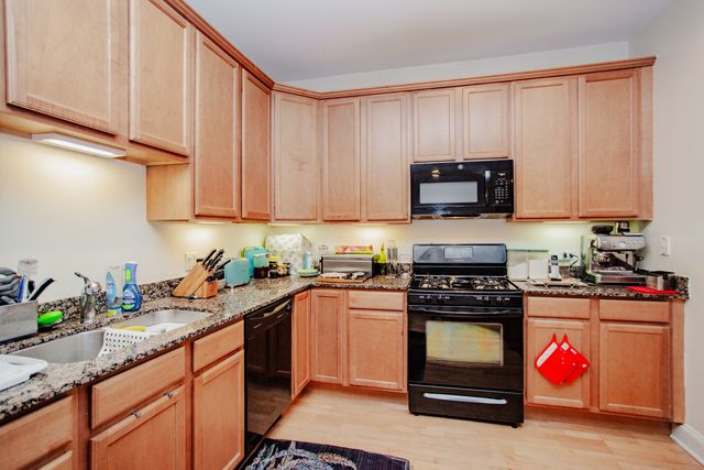 4953 Oakton Street 203, Skokie, IL 60077
