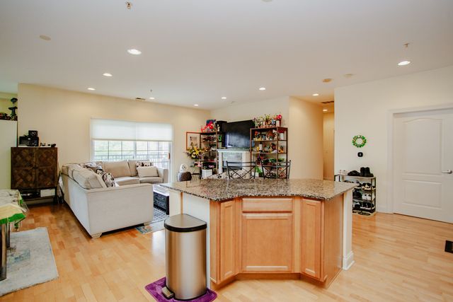 4953 Oakton Street 203, Skokie, IL 60077