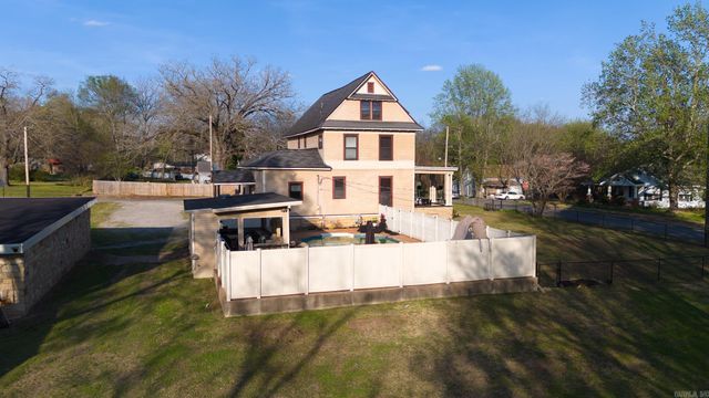 283 E Chestnut, Batesville, AR 72501