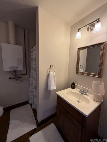 283 E Chestnut, Batesville, AR 72501